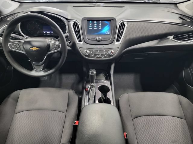 Used 2018 Chevrolet Malibu LS FWD image 17