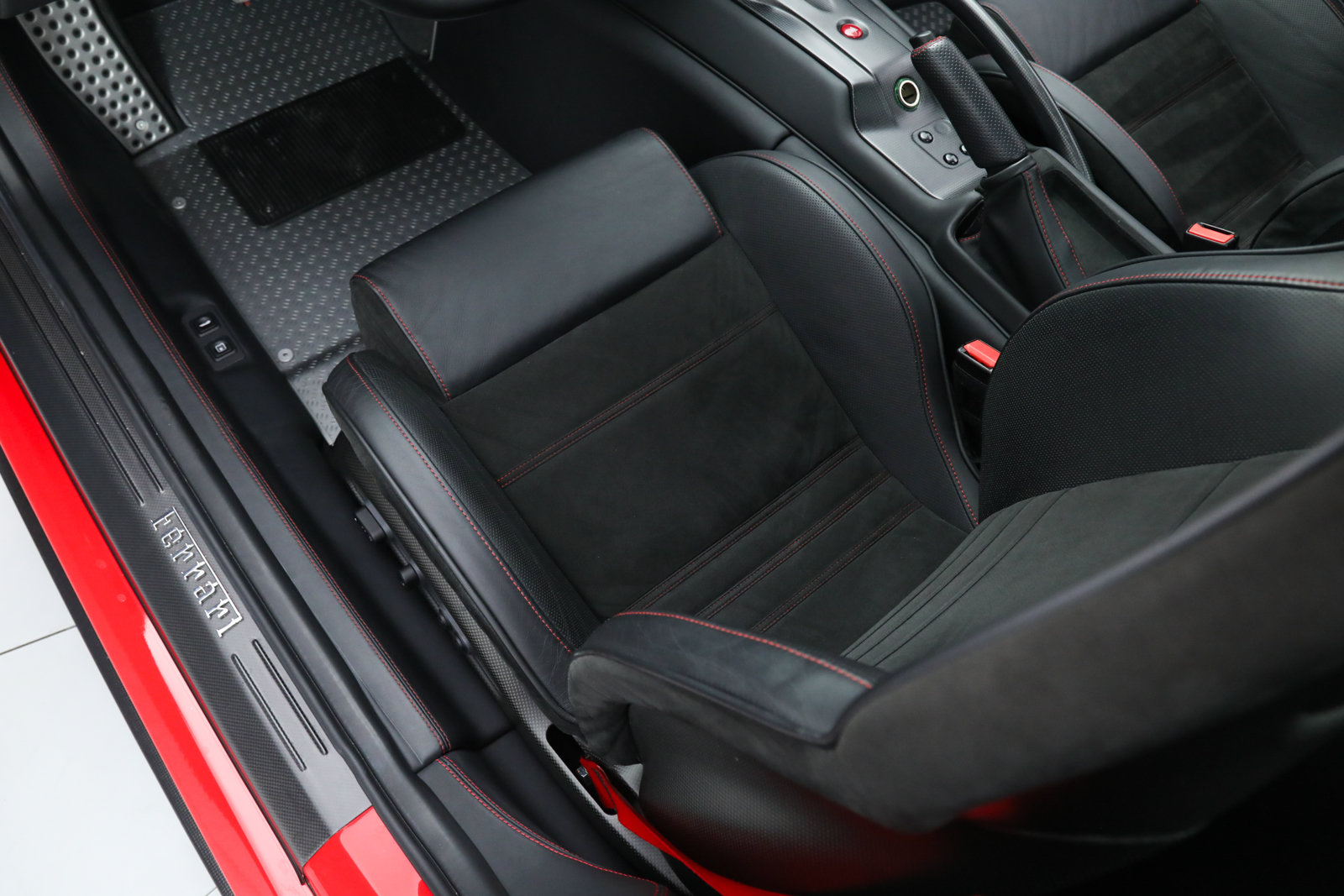 Used 2011 Ferrari 599 GTO RWD image 35