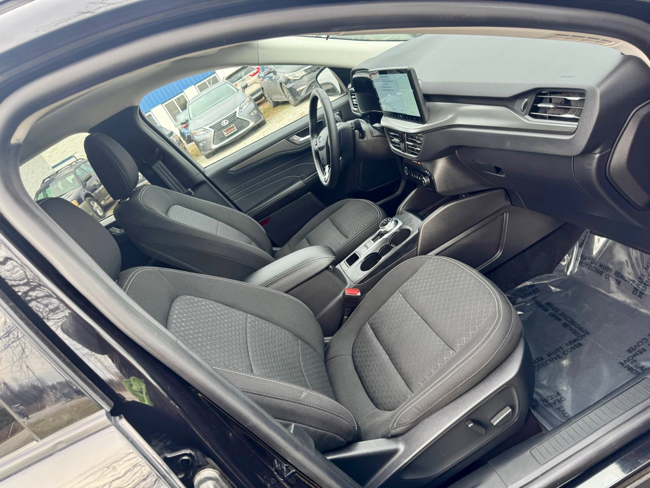 Used 2025 Ford Escape Active w/ Active Premium Tech Pack image 21