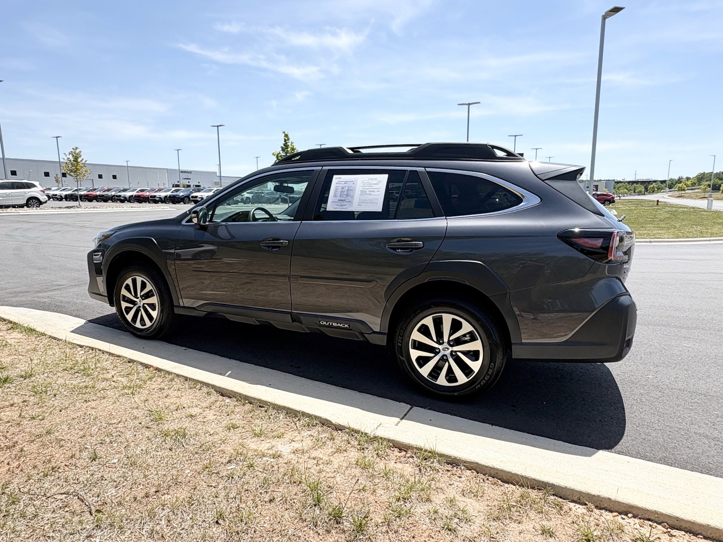Certified 2024 Subaru Outback Premium AWD/4WD image 6