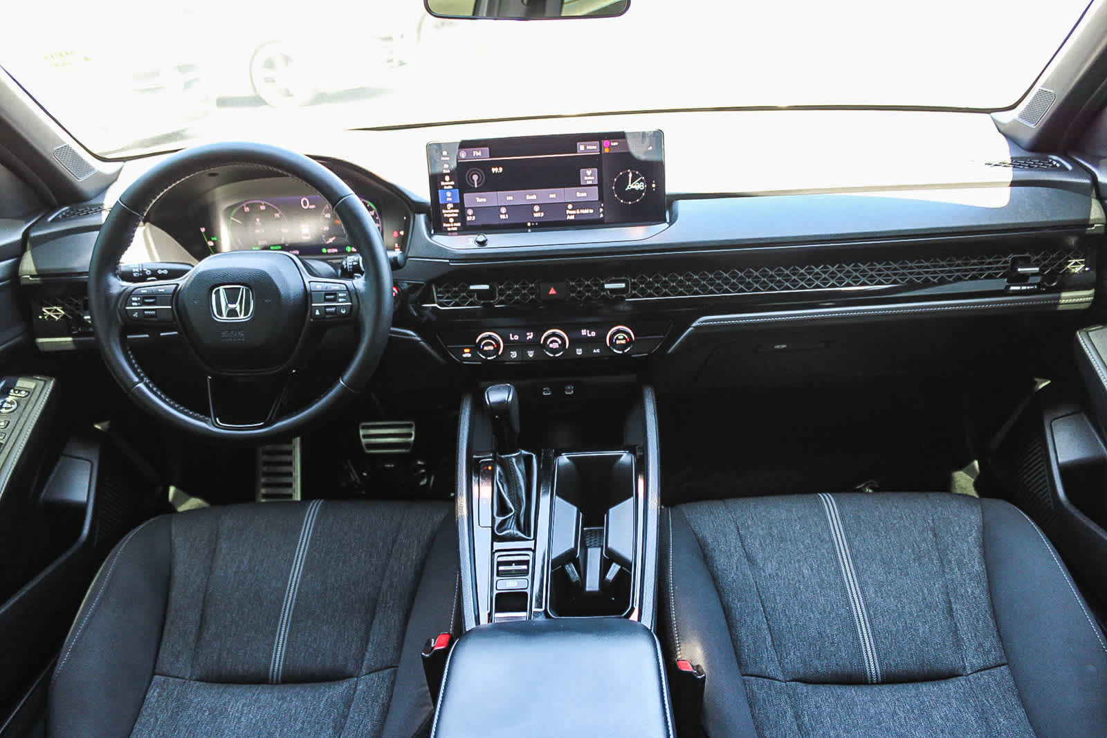Used 2023 Honda Accord Sport image 12