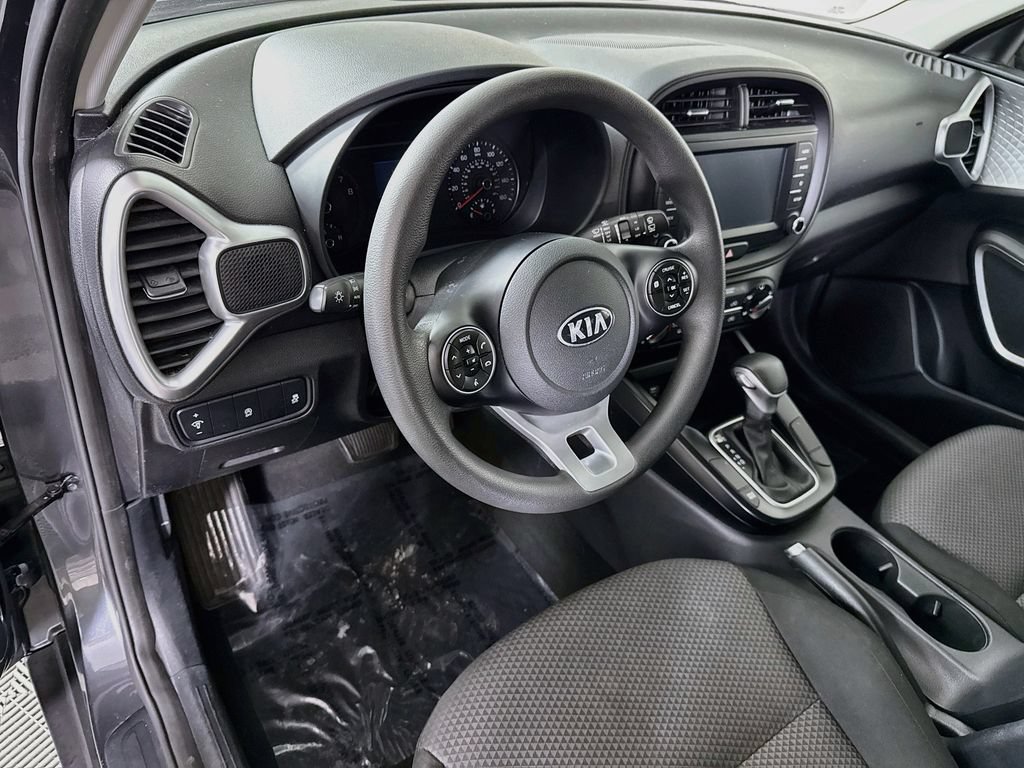 Used 2020 Kia Soul LX FWD image 16