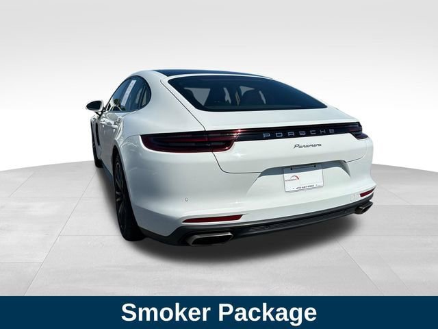 Used 2018 Porsche Panamera RWD image 3