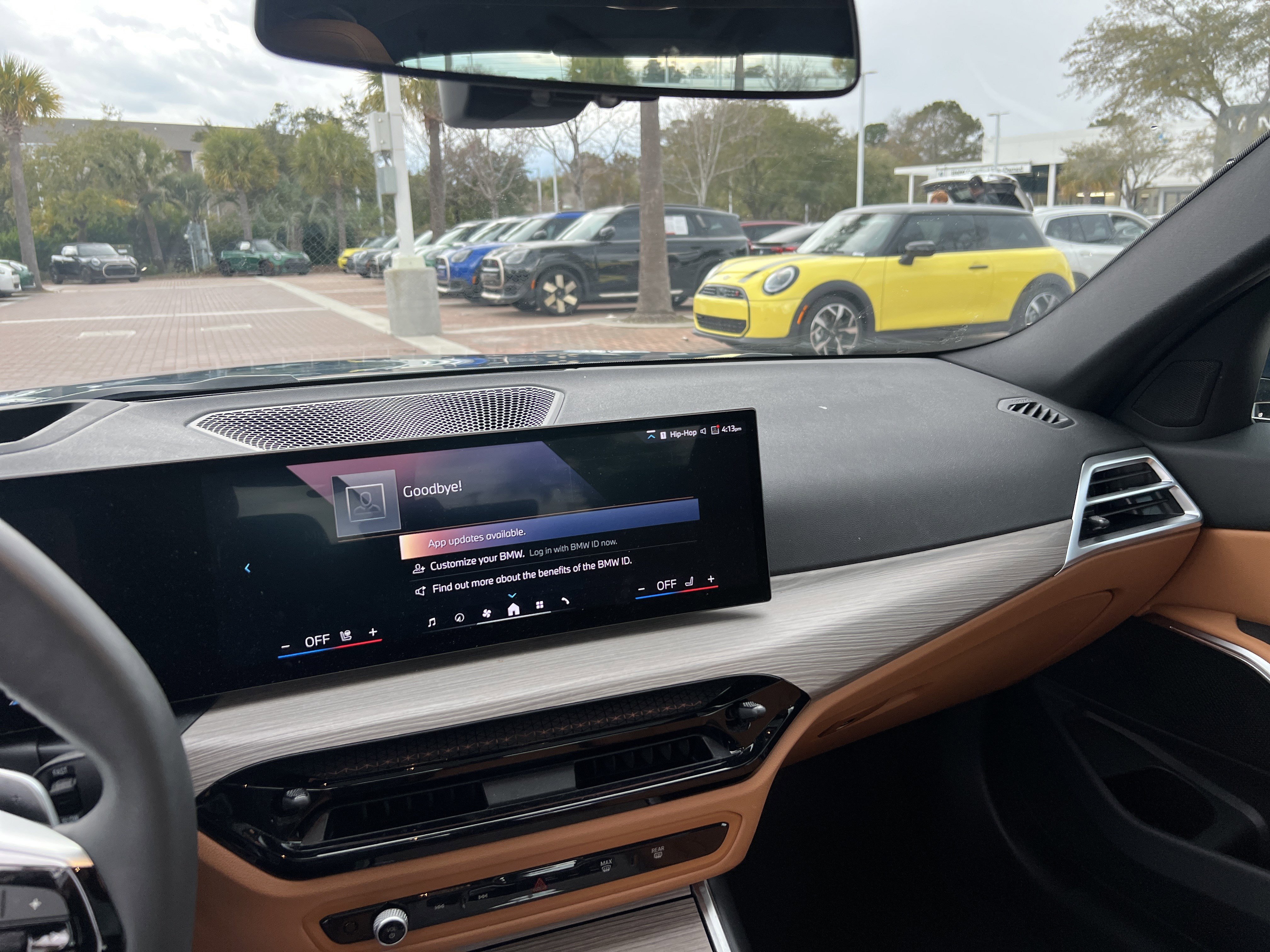 Certified 2025 BMW 330i Sedan image 30