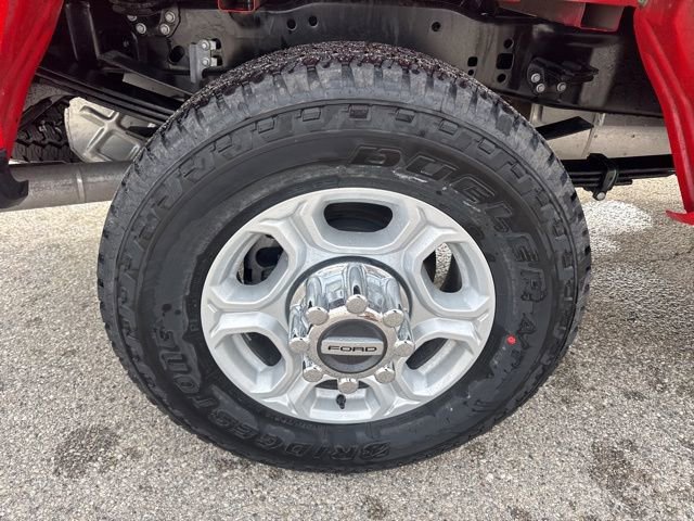 New 2026 Ford F350 XLT w/ FX4 Off-Road Package image 22