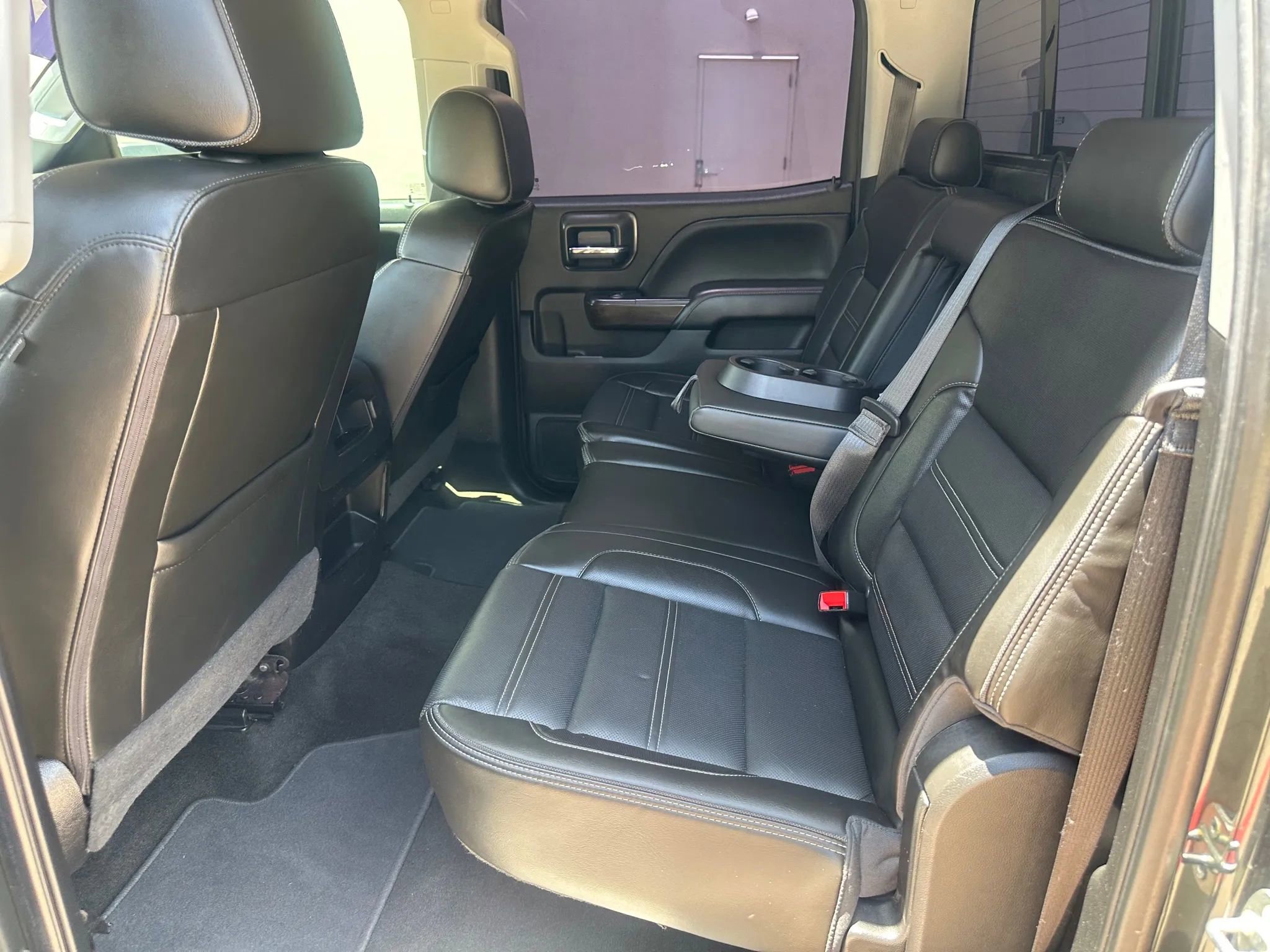 Used 2018 GMC Sierra 3500 Denali w/ Duramax Plus Package image 17