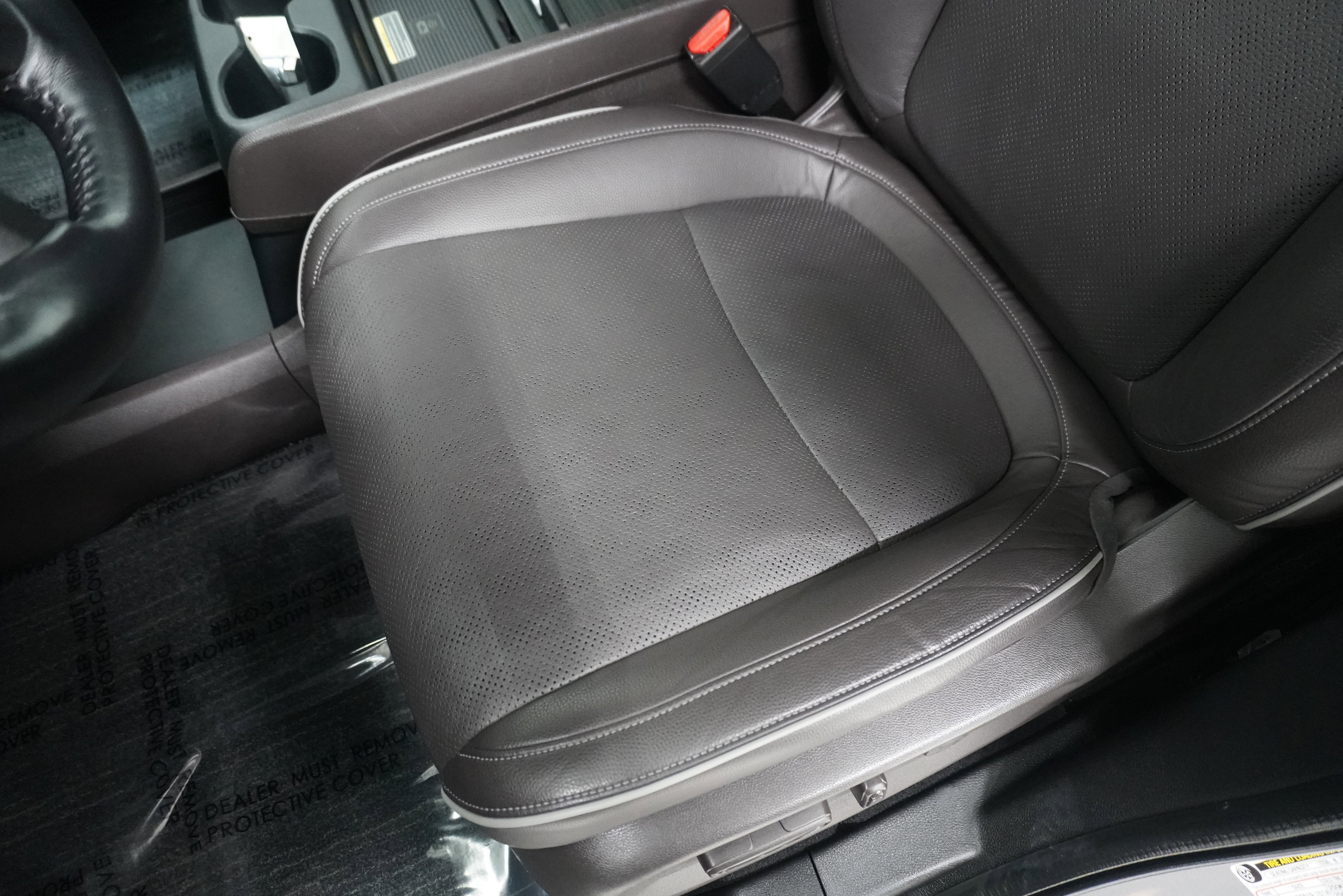 Used 2023 Honda Odyssey Elite image 11