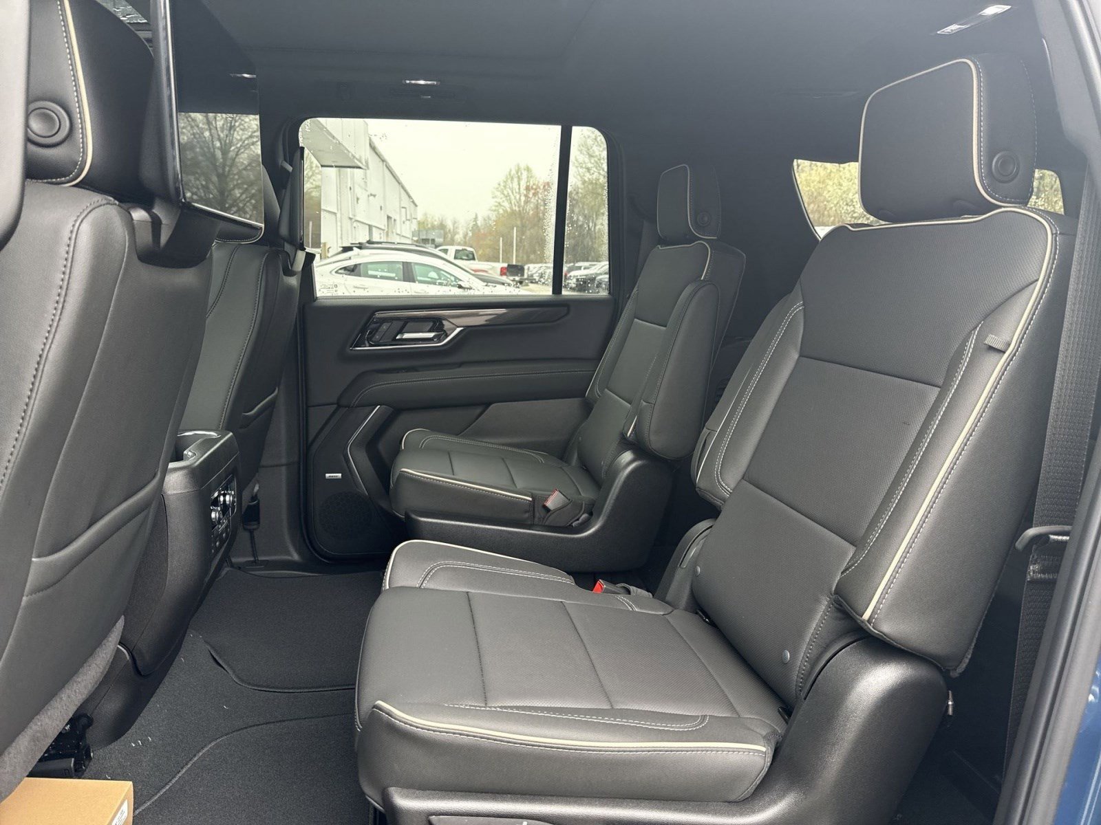 New 2026 GMC Yukon XL Elevation image 20