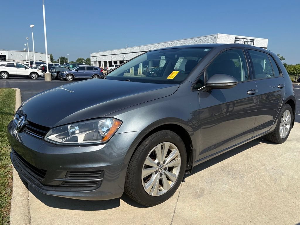 Used 2015 Volkswagen Golf TDI S FWD image 3