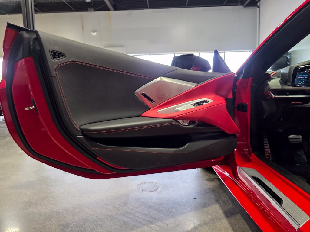 Used 2024 Chevrolet Corvette Stingray Preferred Cpe w/ Z51 Performance Package RWD image 18