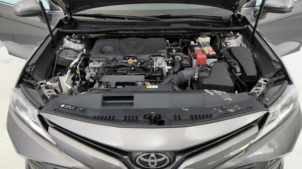 Certified 2018 Toyota Camry LE FWD image 15
