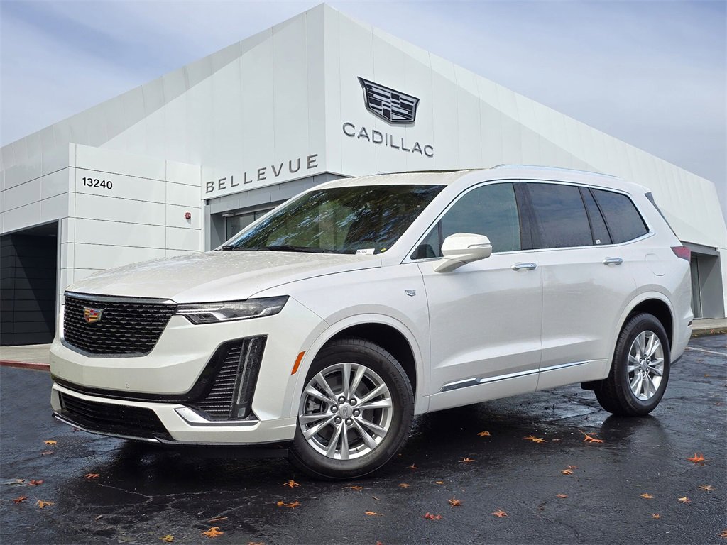 New 2025 Cadillac XT6 Luxury