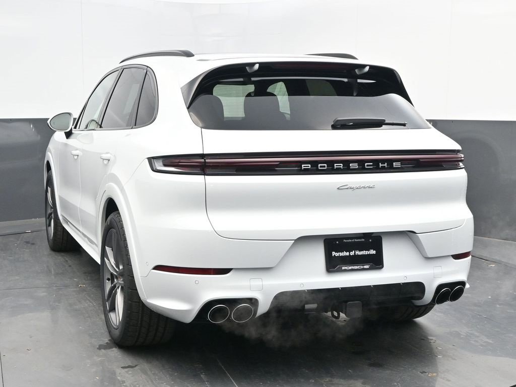 New 2025 Porsche Cayenne image 8