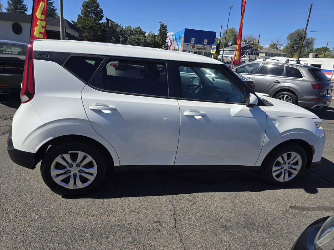 Used 2020 Kia Soul LX image 23