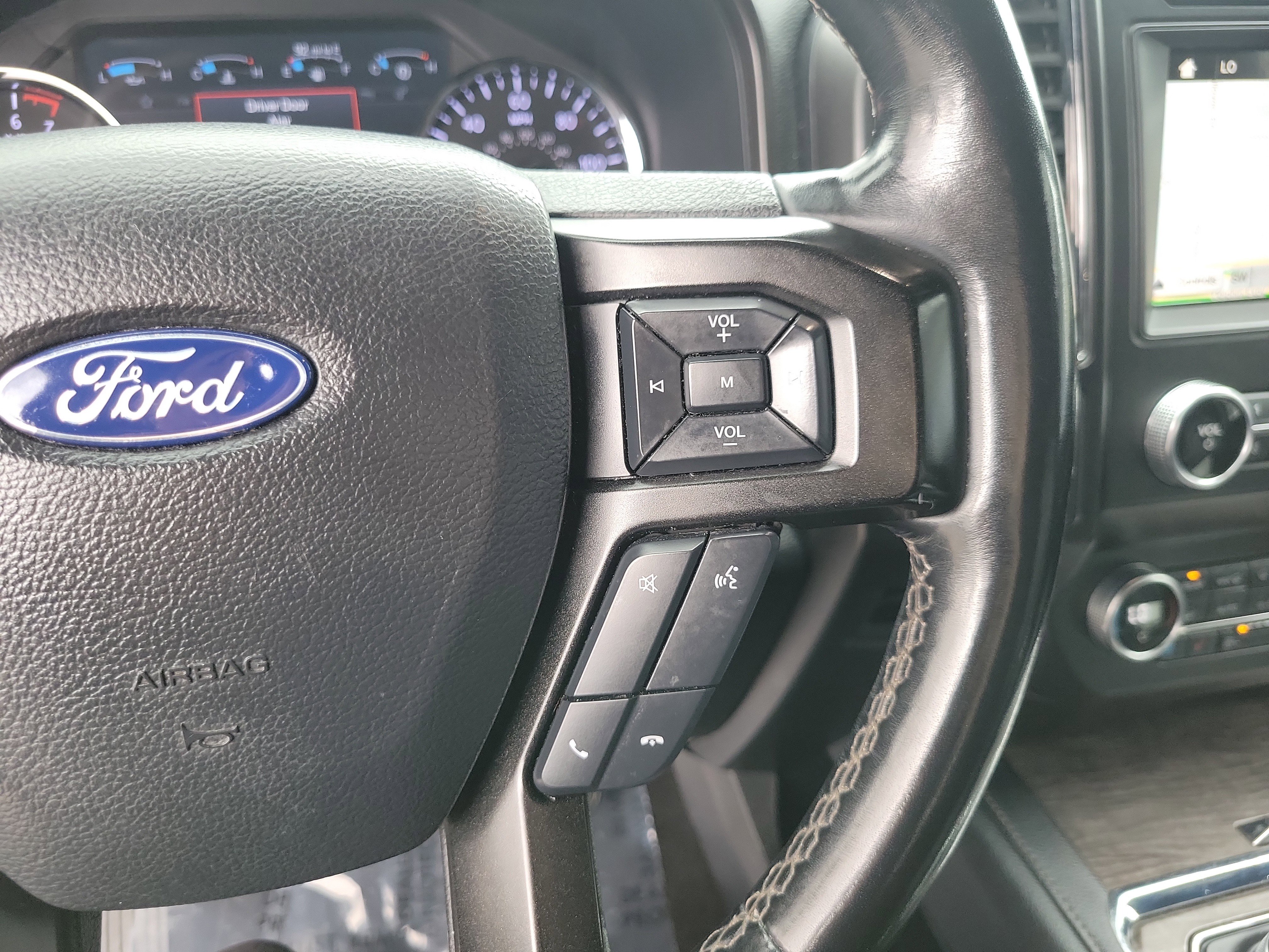 Used 2019 Ford Expedition Max Limited RWD image 21