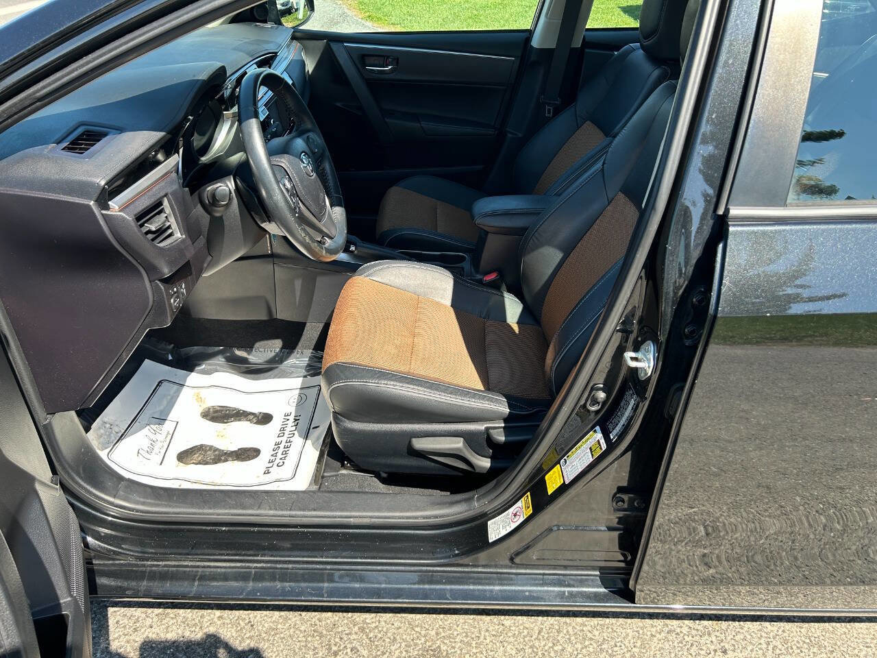 Used 2014 Toyota Corolla S FWD image 18