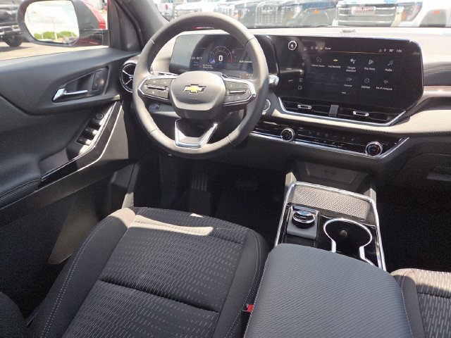 New 2026 Chevrolet Equinox LT w/ Safety and Technology Package FWD image 28