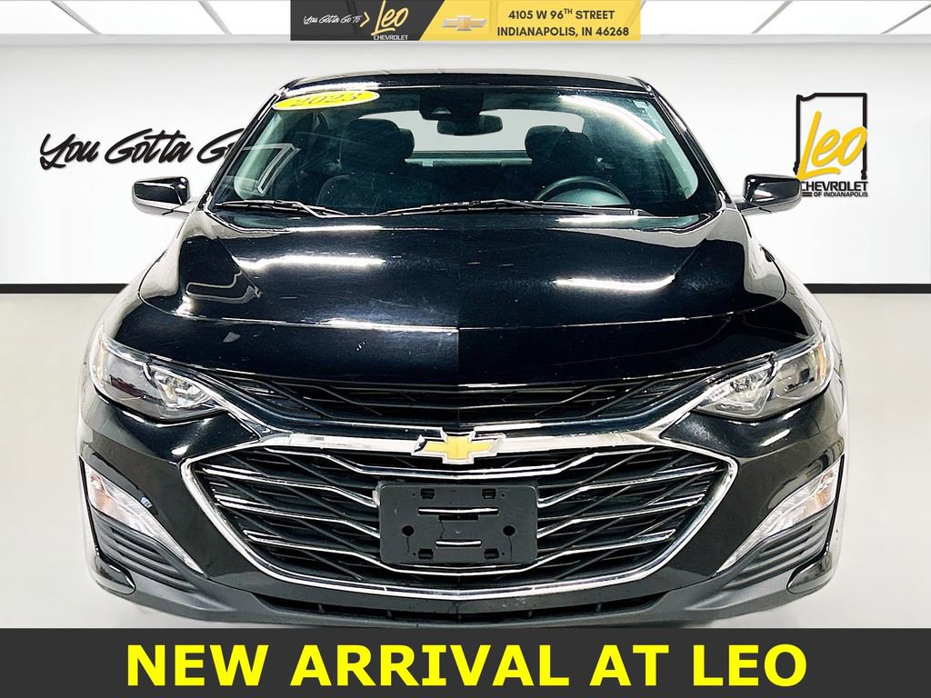 Used 2023 Chevrolet Malibu LT image 2