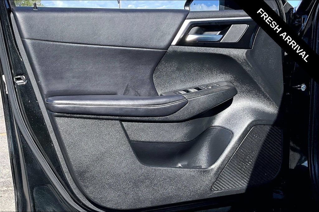 Used 2024 Mitsubishi Outlander SE FWD image 20