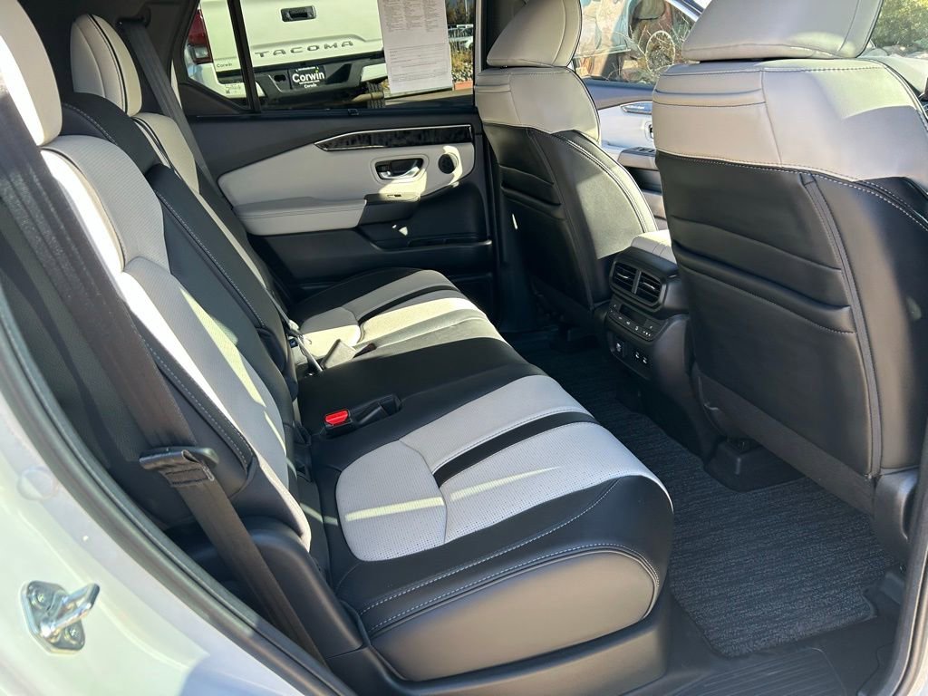 Used 2026 Honda Passport TrailSport Elite image 6