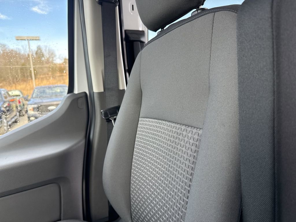 New 2026 Ford Transit 250 148 Medium Roof RWD image 29