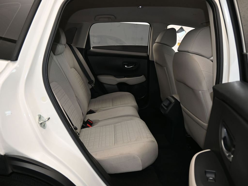Used 2023 Honda HR-V LX image 23