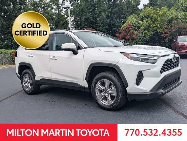 Used 2025 Toyota RAV4 XLE FWD image 2
