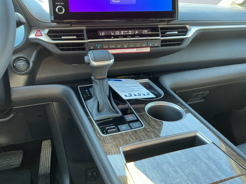 New 2026 Toyota Sienna Limited AWD/4WD image 12