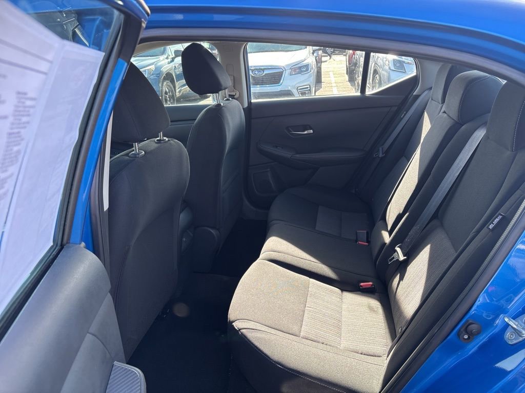 Used 2022 Nissan Sentra SV FWD image 12