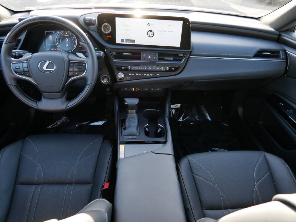 Certified 2025 Lexus ES 350 w/ Luxury Package FWD image 14