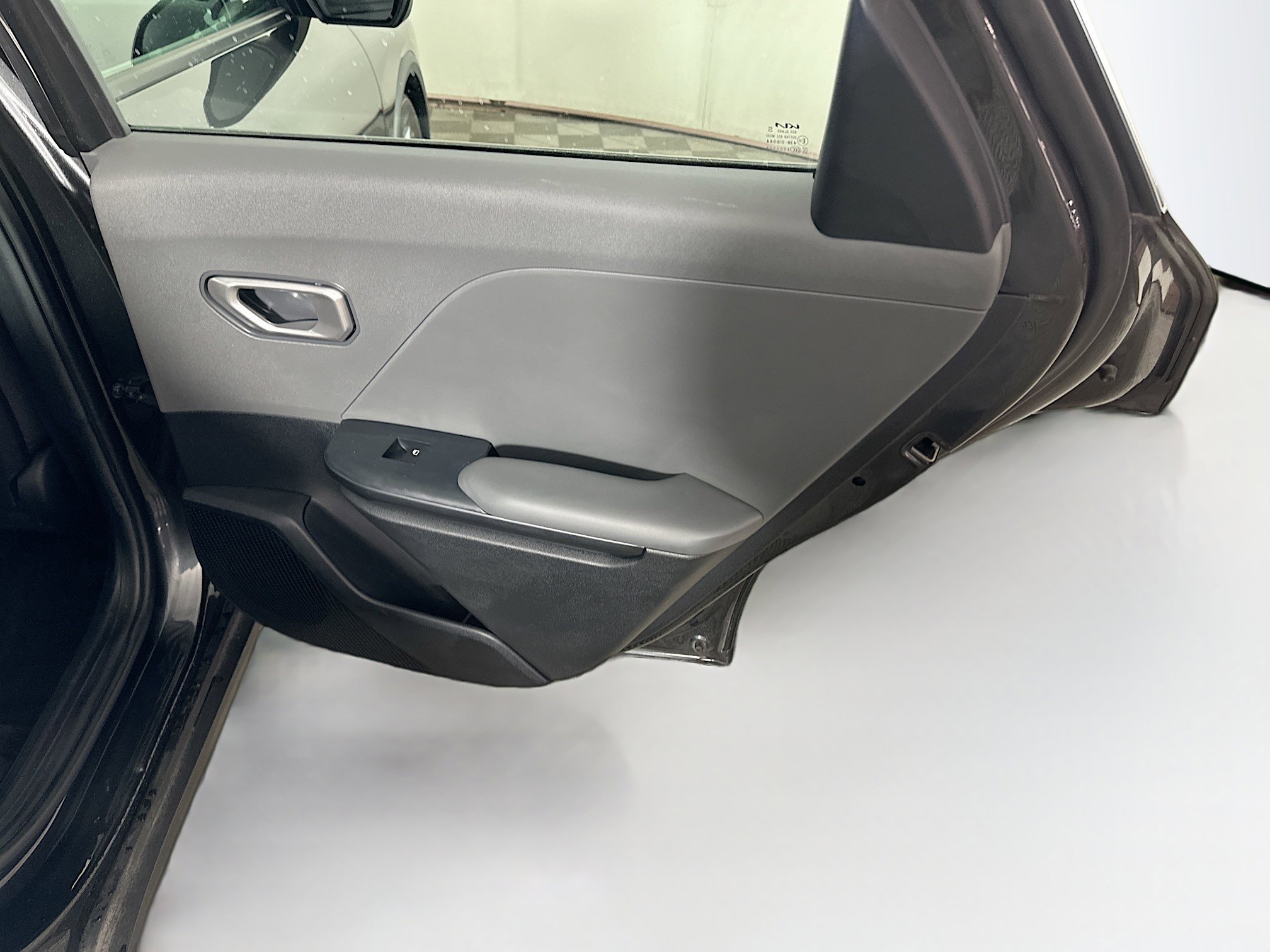 Used 2025 Kia K4 LXS image 28