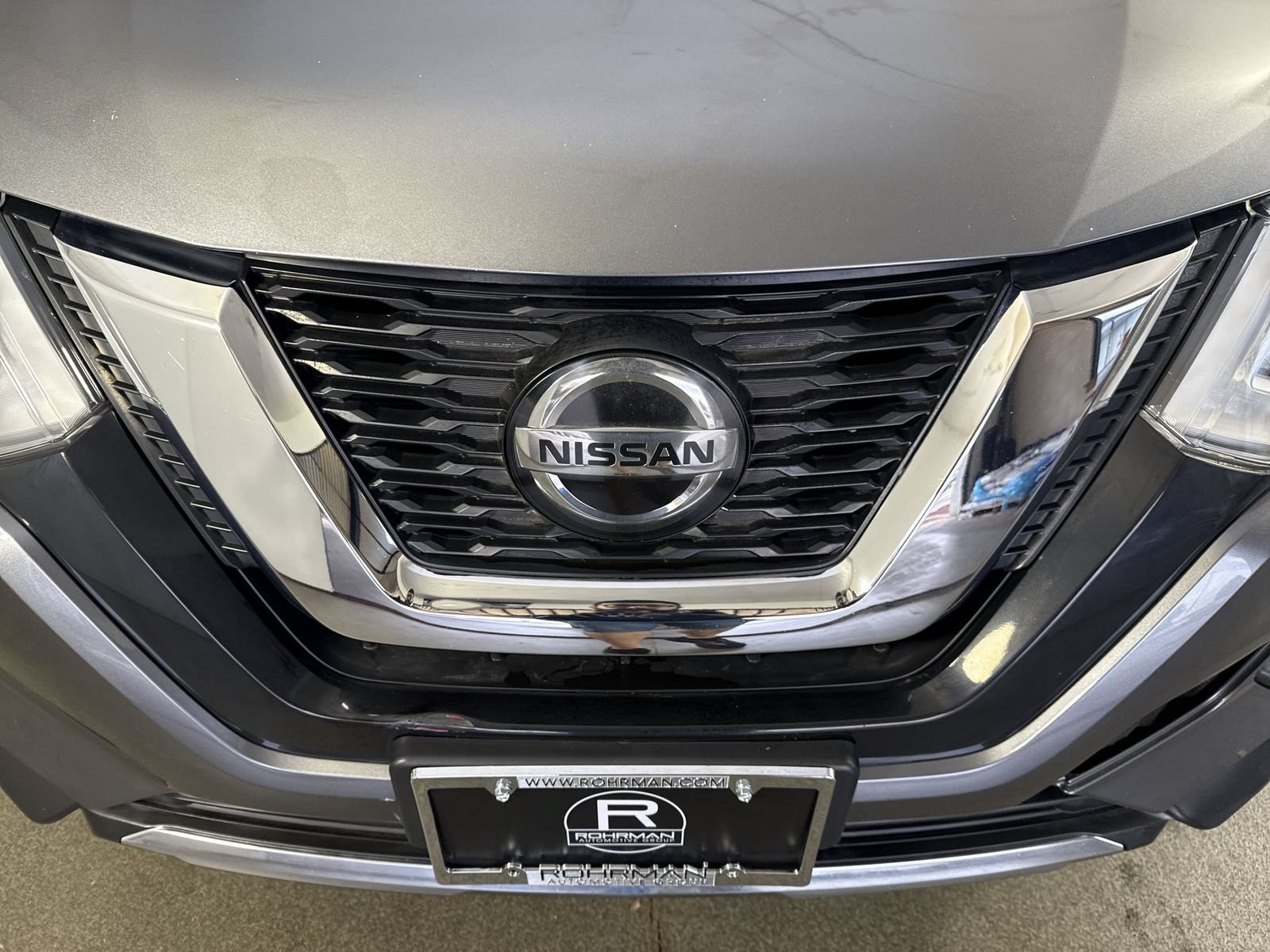 Used 2019 Nissan Rogue SV w/ Sun & Sound Touring Package AWD/4WD image 27