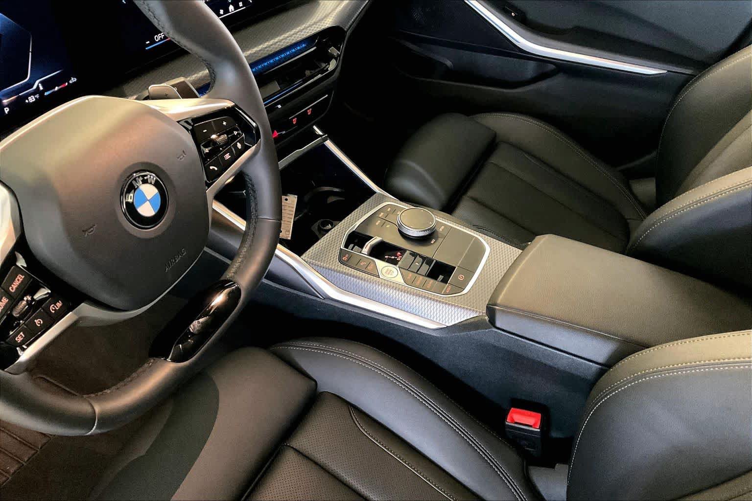 Used 2025 BMW 330i xDrive Sedan AWD/4WD image 15