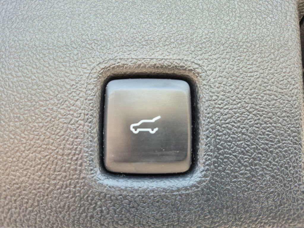 Used 2024 Ford Escape ST-Line image 16