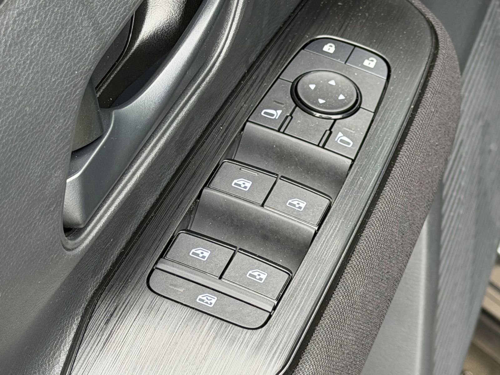 New 2026 Nissan Kicks S FWD image 16