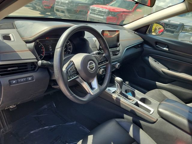 Used 2019 Nissan Altima 2.5 SR w/ SR Premium Package image 10