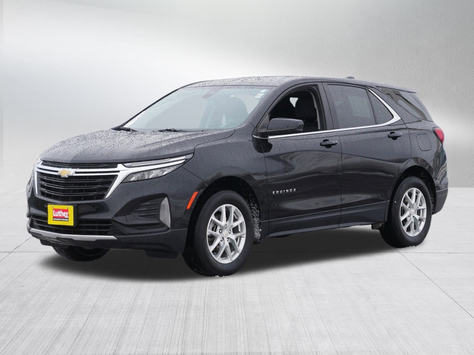 Used 2024 Chevrolet Equinox LT image 3
