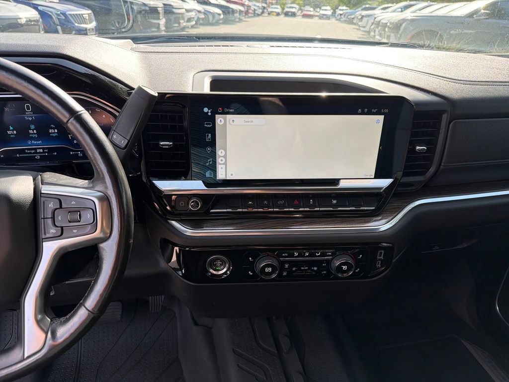 Used 2022 Chevrolet Silverado 1500 LT RWD image 24