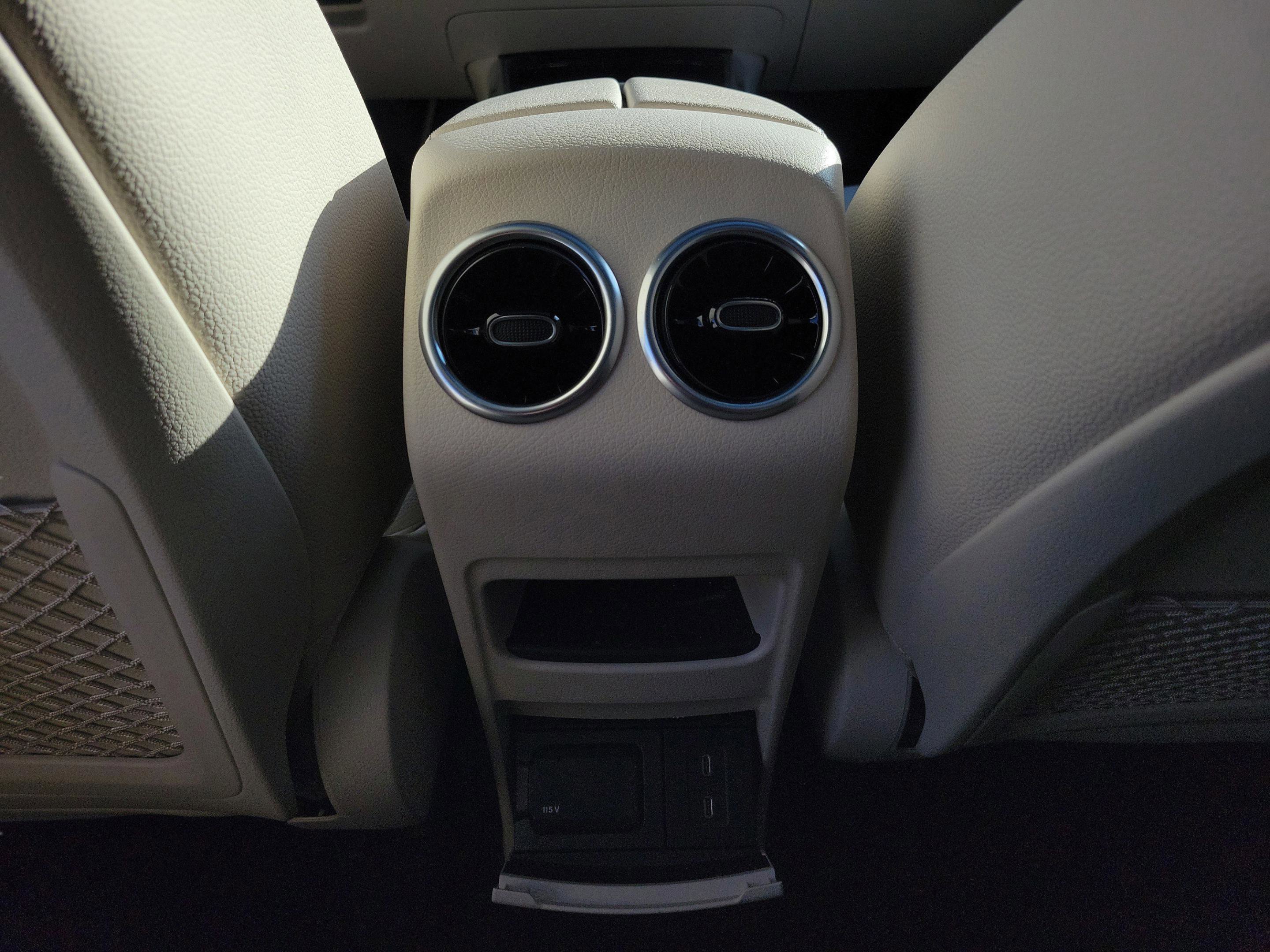 Certified 2025 Mercedes-Benz GLA 250 image 10