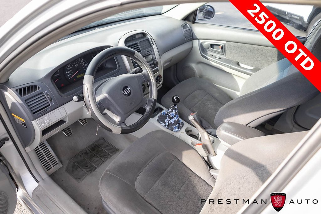 Used 2006 Kia Spectra SX image 9