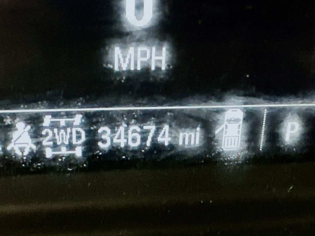 Used 2025 Chevrolet Silverado 2500 Custom w/ Custom Value Package image 33