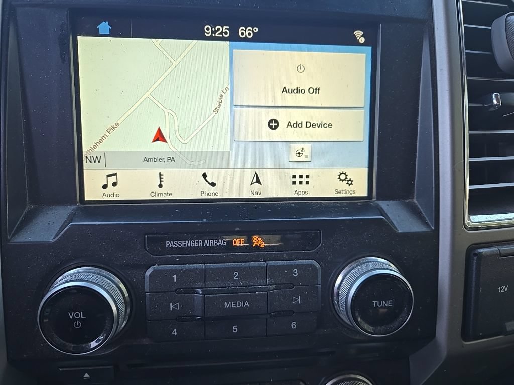 Used 2016 Ford F150 Lariat w/ Equipment Group 502A Luxury AWD/4WD image 12