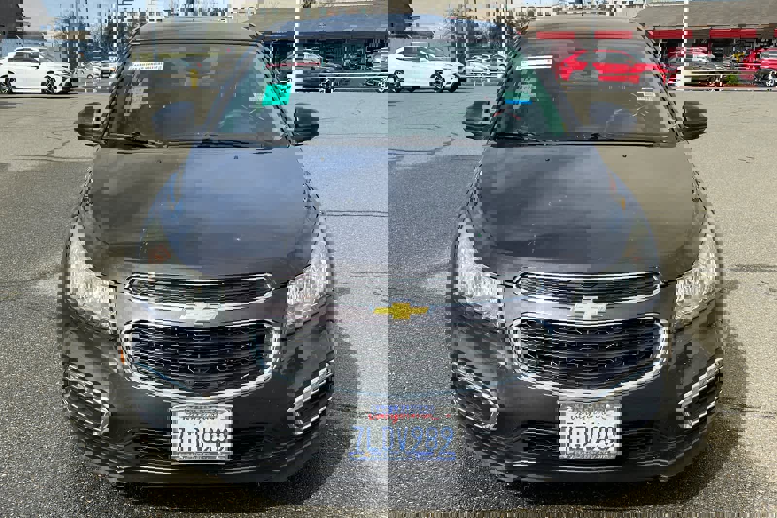 Used 2015 Chevrolet Cruze LT w/ Technology Package image 6