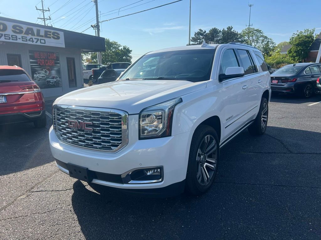 Used 2018 GMC Yukon Denali w/ Denali Ultimate Package AWD/4WD image 2