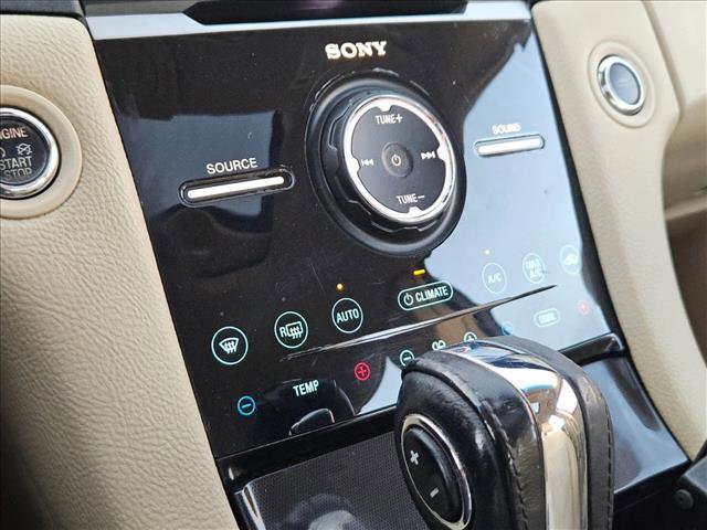 Used 2018 Ford Taurus Limited image 16