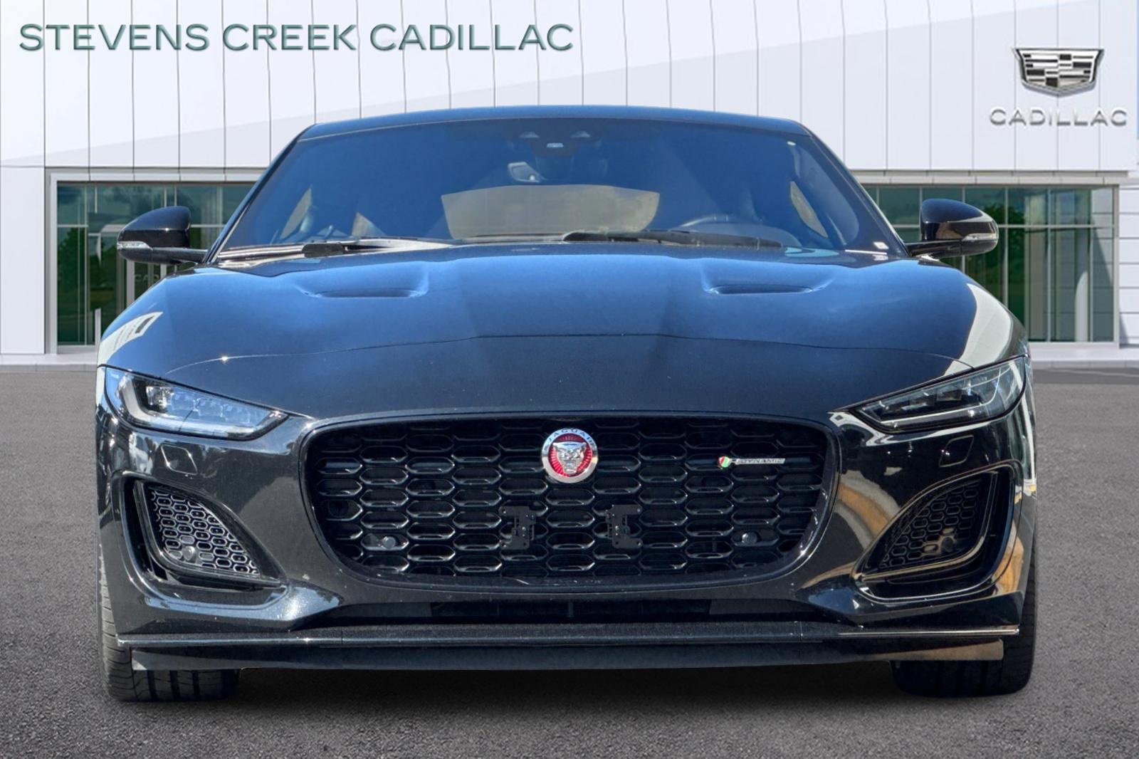 Used 2023 Jaguar F-TYPE R-Dynamic image 8