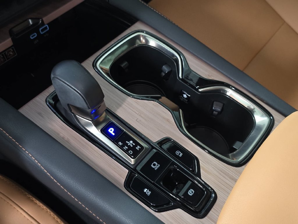 Used 2024 Lexus RX 350 Premium w/ Accessory Package (Z1) FWD image 20