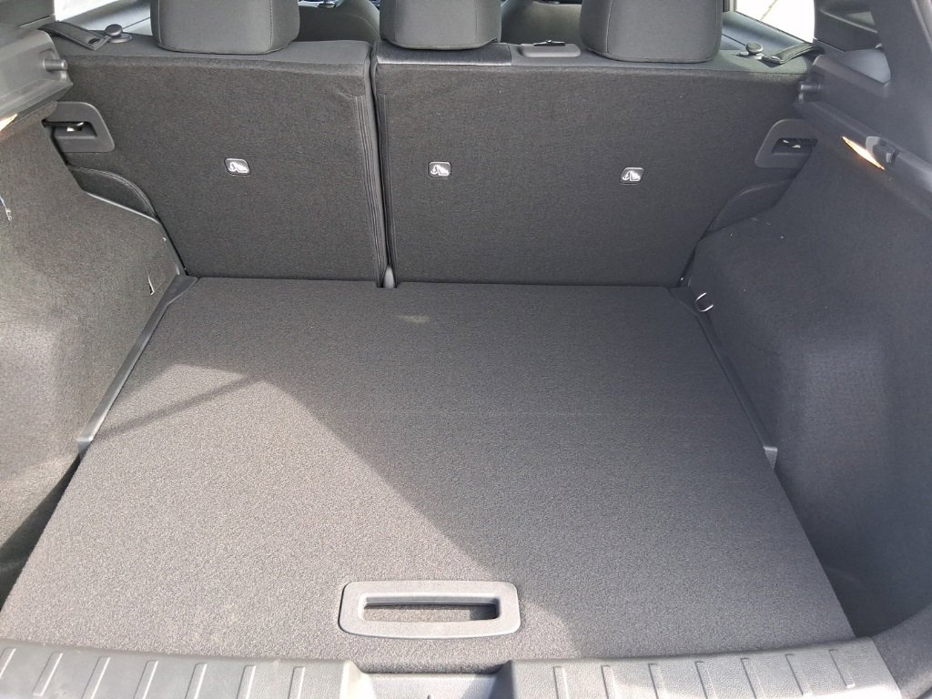 New 2026 Nissan Kicks SV image 4