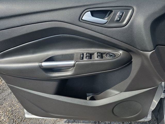 Used 2018 Ford Escape SE image 21