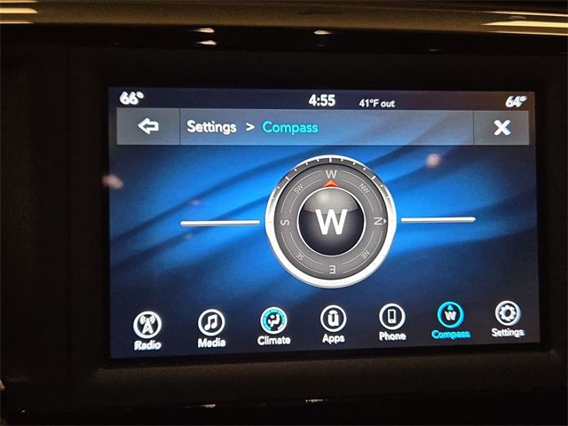 Used 2018 Chrysler Pacifica Touring Plus w/ Tire & Wheel Group image 18